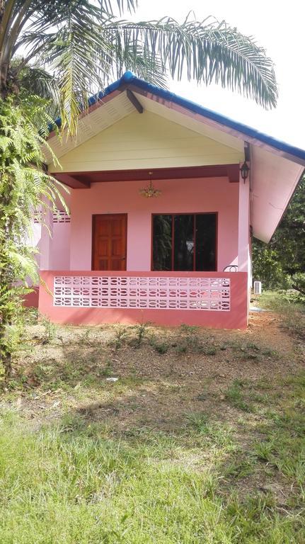 Cashew Nut Bungalows Hotel Ao Nang Exterior foto
