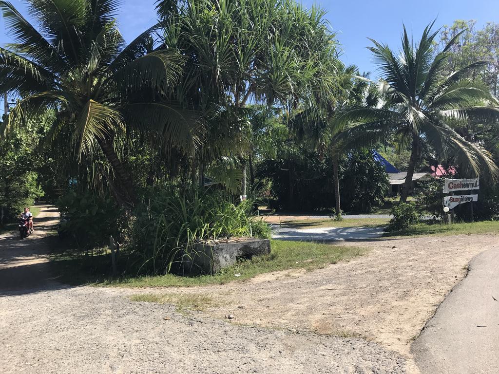 Cashew Nut Bungalows Hotel Ao Nang Exterior foto