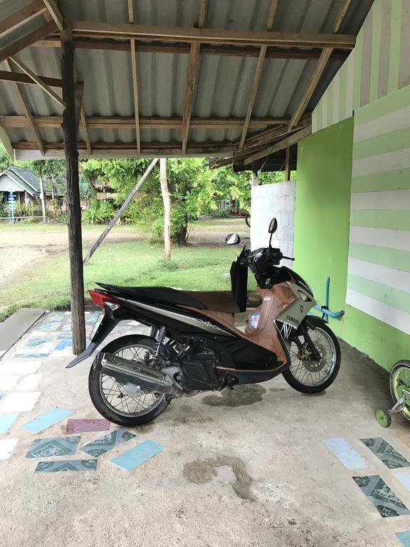 Cashew Nut Bungalows Hotel Ao Nang Exterior foto