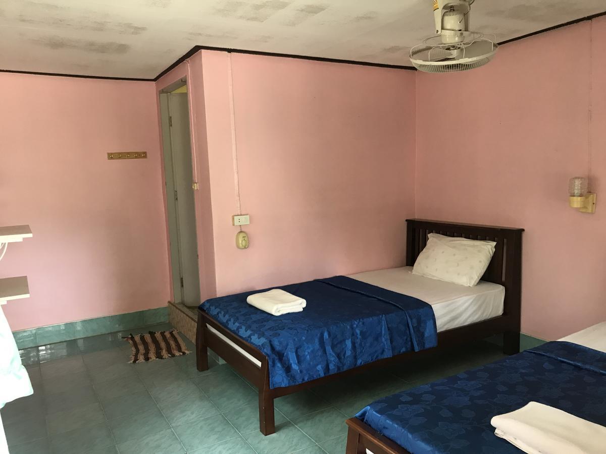Cashew Nut Bungalows Hotel Ao Nang Exterior foto